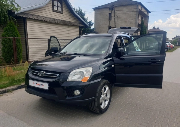 Kia Sportage cena 29000 przebieg: 187000, rok produkcji 2010 z Garwolin małe 301